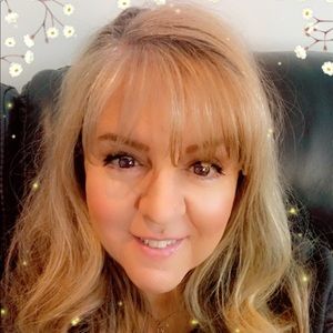 Meet your Posher, Robyn